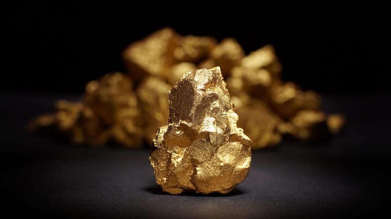Gold trotzt dem Abwärtstrend – Erdgas stürzt ab